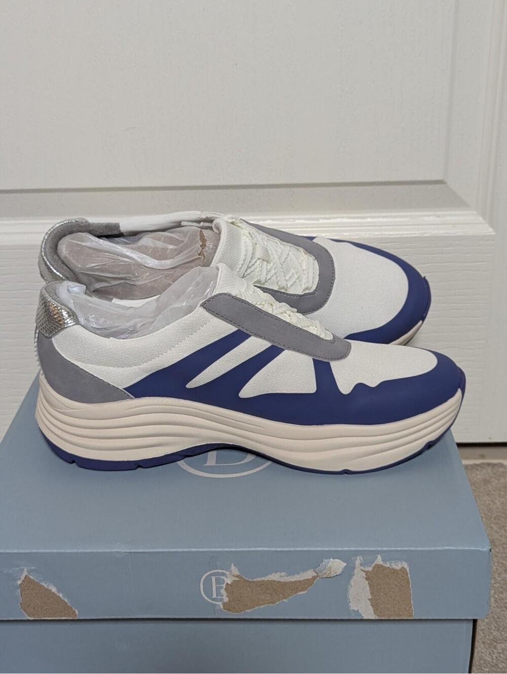 Men's Life Stride Tennis Shoe New In Box Blue/White Size 9